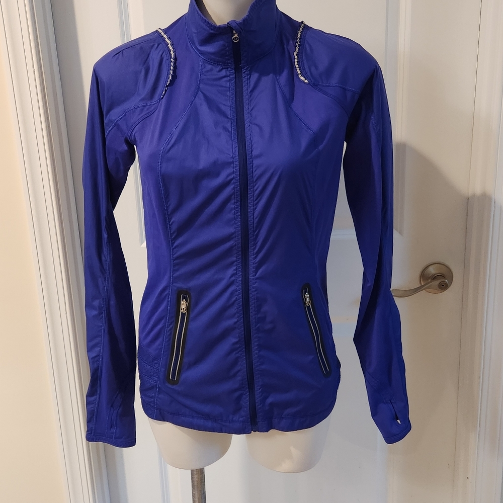 Lululemon purple light jacket size 6